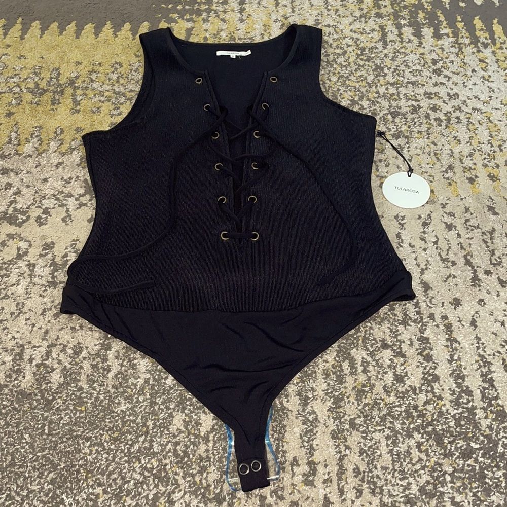 Tularosa size M black ribbed bodysuit with lace up front NEW